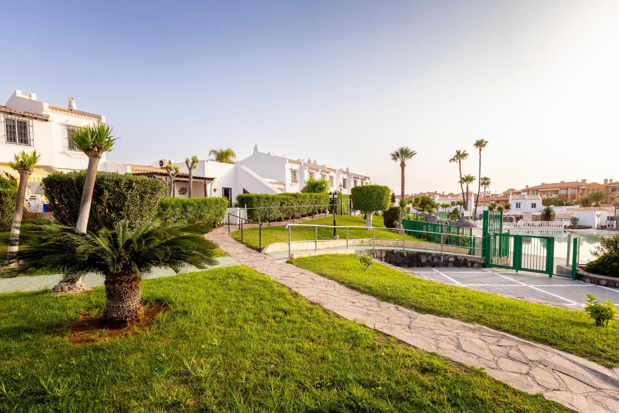 Bungalow In Golf Del Sur San Miguel de Abona Luaran gambar